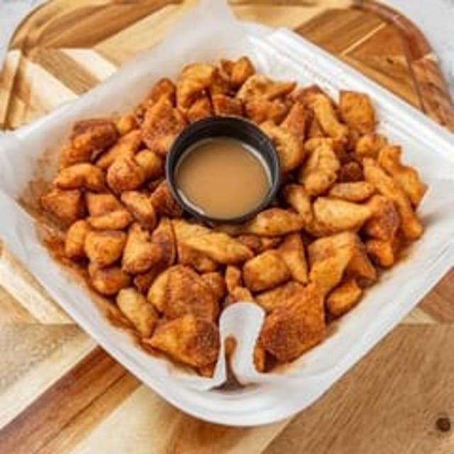 Italian Cinnamon Sugar Puffs.