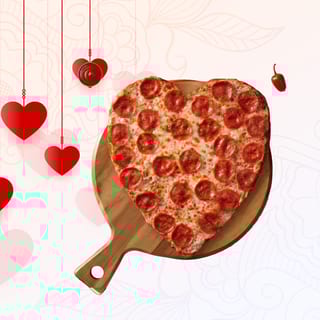 ❤️ Valentine’s Heart-Shaped Thin Crust Pizza 🍕